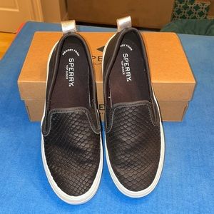 Sperry Crest Twin Gore Metallic Slip On Sneaker